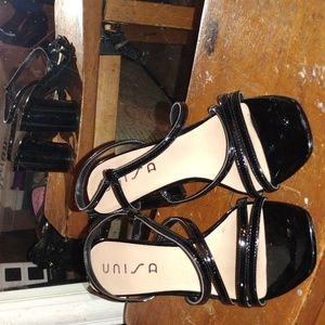 Lightly worn Unisa heels